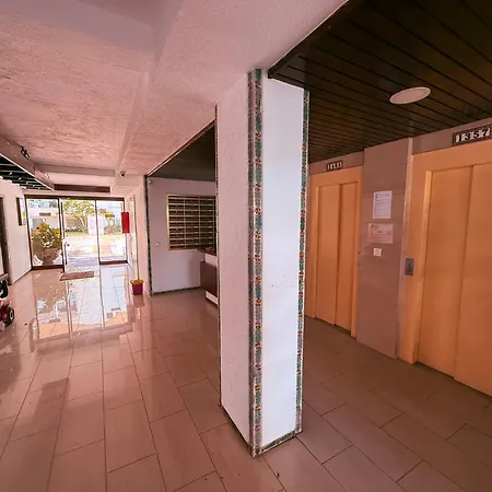 En El Centro Cerca De La Playa Apartment *