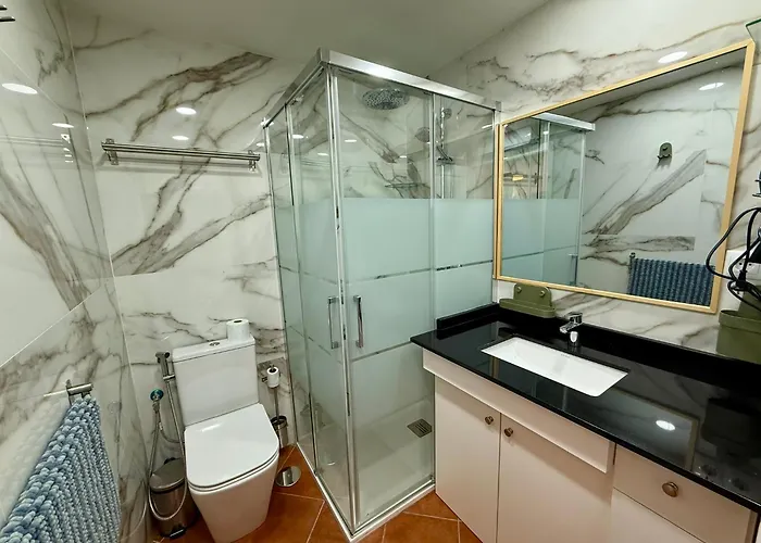 En El Centro Cerca De La Playa Apartamento *